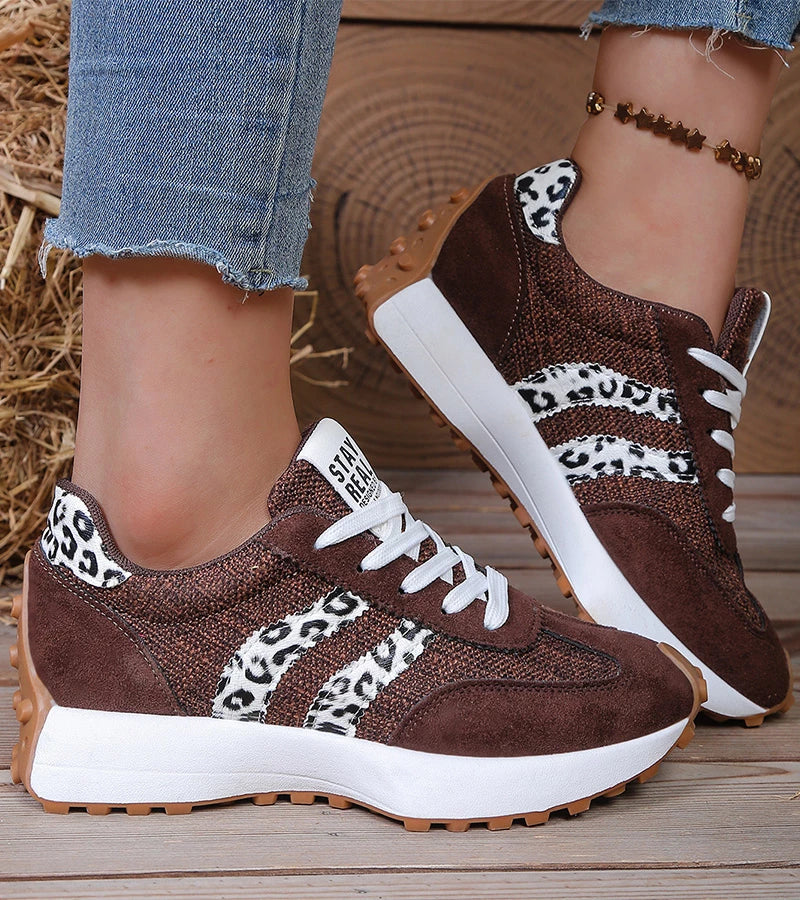 Zapatillas cómodas con plataforma ergonómica
