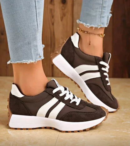 Zapatillas cómodas con plataforma ergonómica