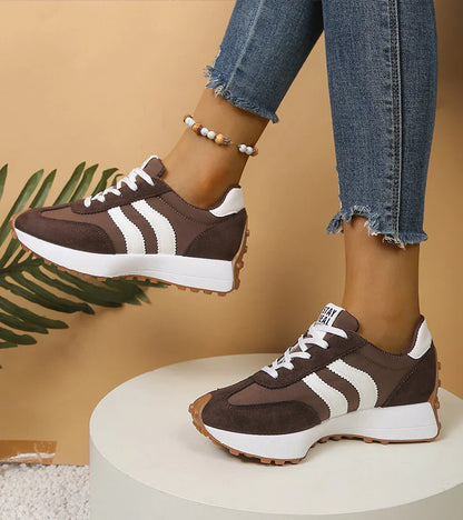 Zapatillas cómodas con plataforma ergonómica